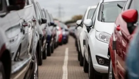 На Волині частка бензинових авто серед імпорту зросла до 42%