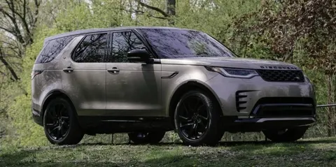 Land Rover відкликає 15 535 Discovery через камеру заднього виду