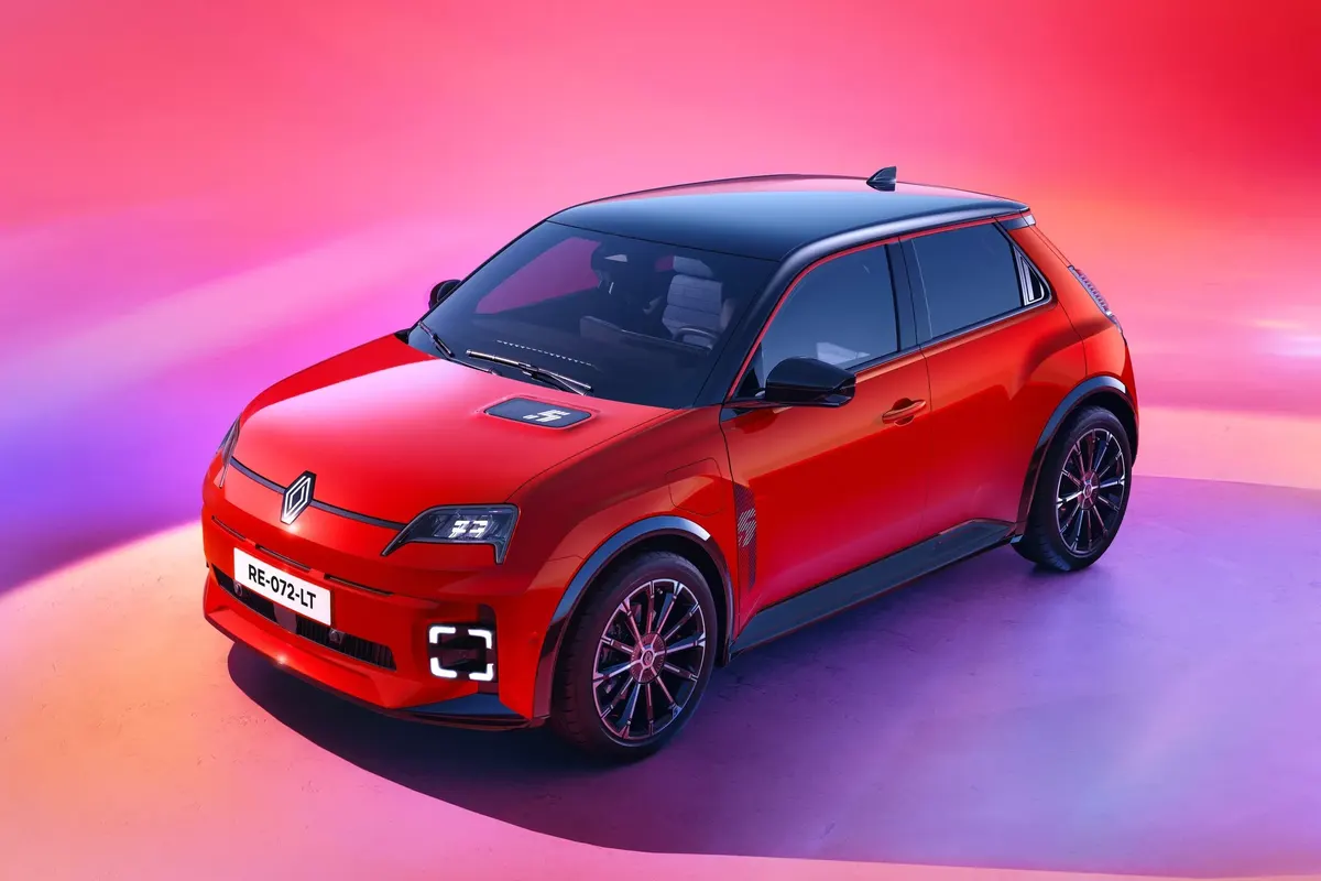 Renault 5 E-Tech оновили: нові версії, більший запас ходу та бюджетна модифікація