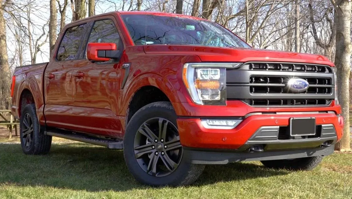ТОП-10 найпопулярніших авто США: Ford F-Series лідирує, Toyota RAV4 обвалюється