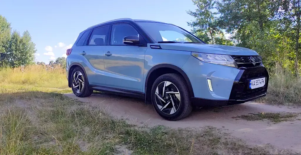 Suzuki Vitara 1.4 BoosterJet: універсальний кросовер повертається на український ринок