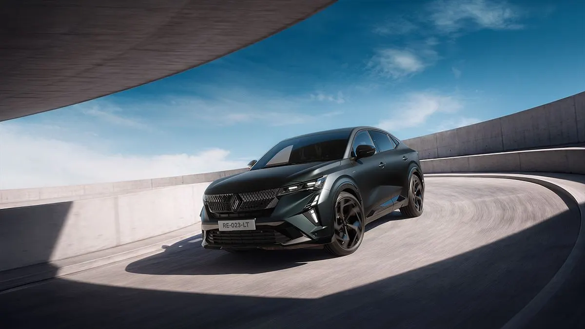 Renault Rafale Hypnotic: лімітована версія з 300-сильним гібридом