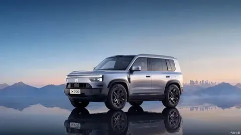 Dongfeng і Huawei показали електрифікований позашляховик Mengshi X700