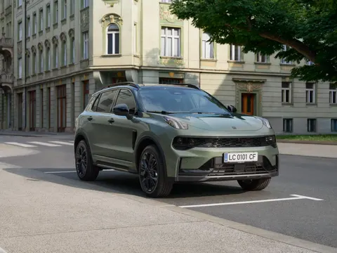 Volvo розповсюджуватиме Lynk & Co у Європі з 2027 року: що це дає водієві