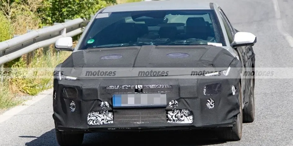 Hyundai Elantra нового покоління: що відомо про модель перед виходом на ринок