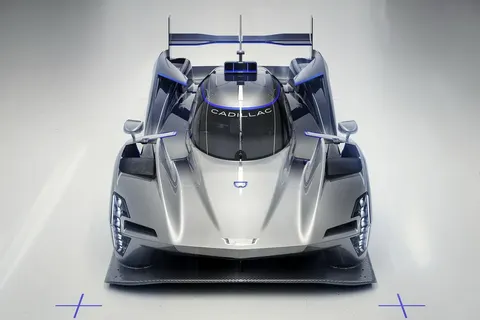Cadillac V-ONE: одномісний гібридний суперкар на 830 к.с. показали в Каліфорнії