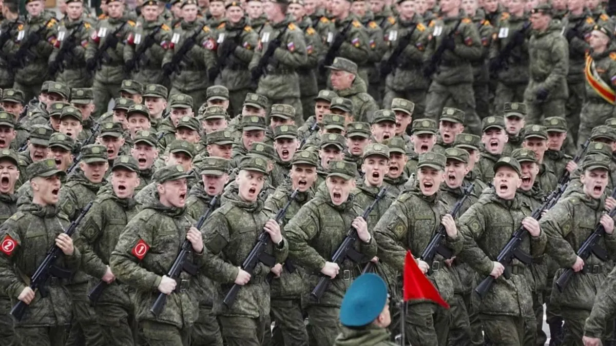 Втрати РФ за добу: майже півтори тисячі військових та десятки одиниць техніки