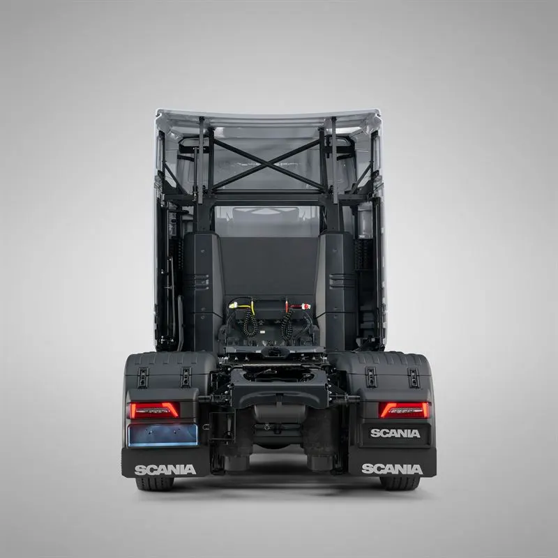 Scania додала батареї за кабіною: електровантажівка проїжджає до 720 км