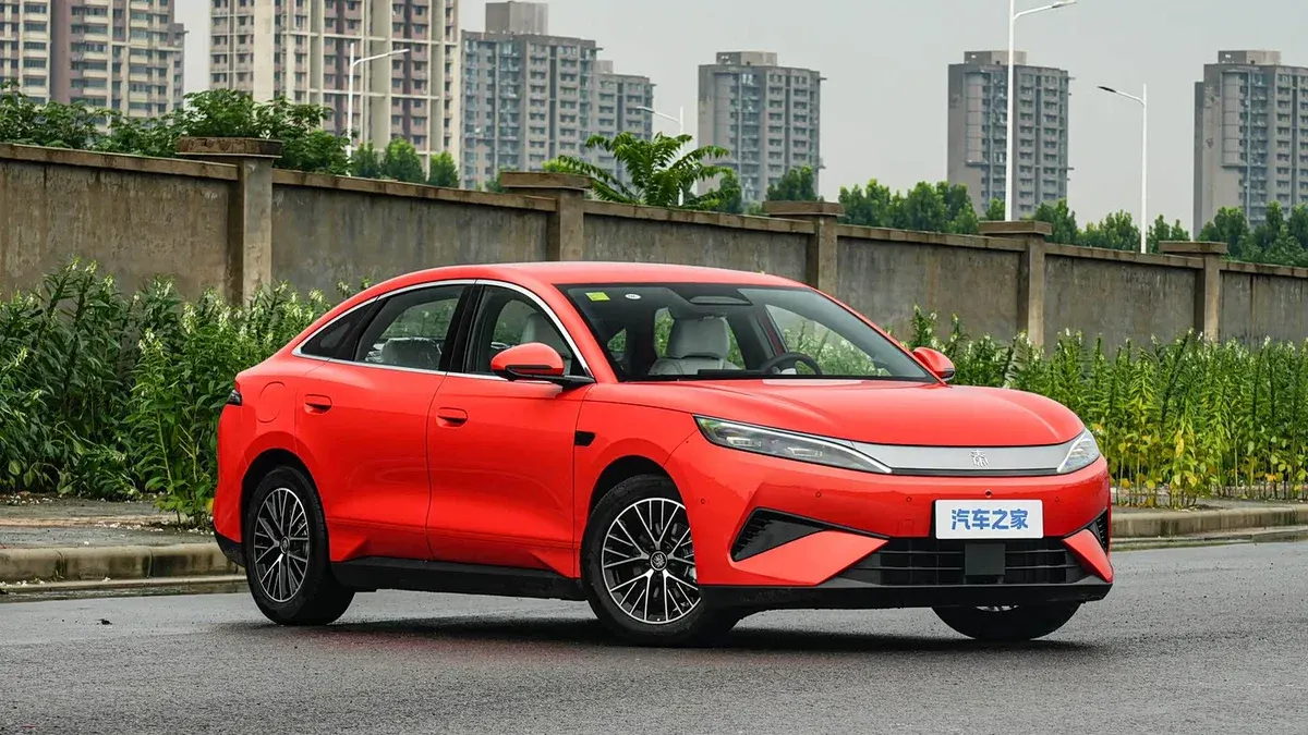 BYD Qin Max: ціни, характеристики та запас ходу нового седана