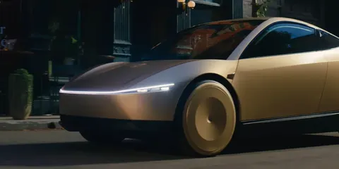 Tesla Cybercab: безпілотне таксі без керма можуть запустити в серпні