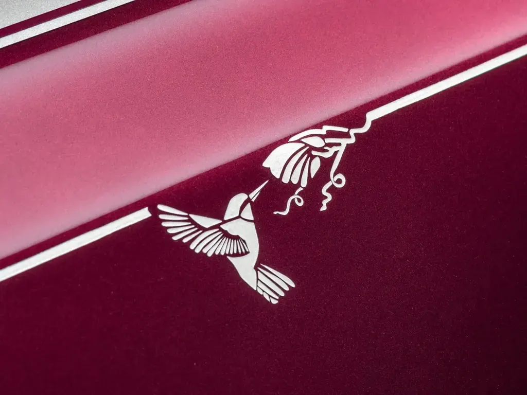Rolls-Royce Phantom Hummingbird: унікальний лімузин із перламутровим декором