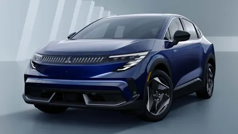 Mitsubishi повертає електрокросовер: Eclipse Sportback на базі Nissan LEAF