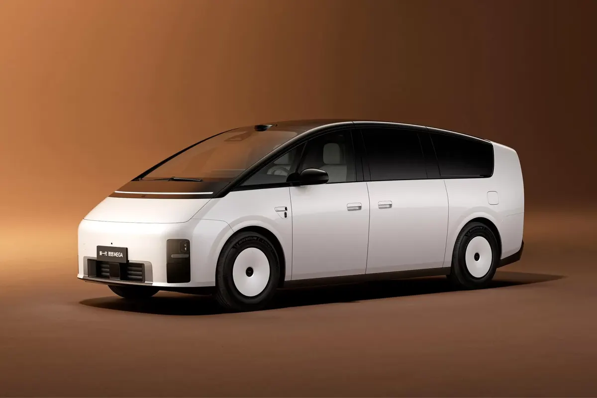 Li Auto оновила електромінівен Li Mega: повний привід і новий салон