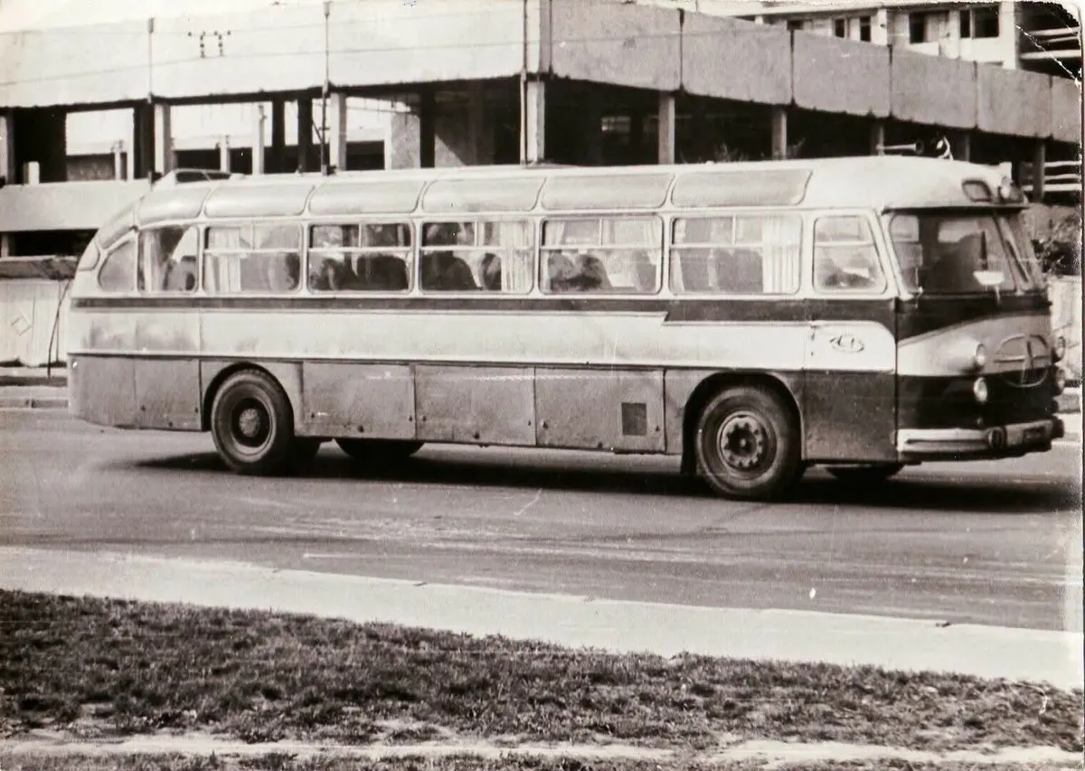 «Карпати-1» у Луцьку: як виглядав експериментальний автобус 1979 року