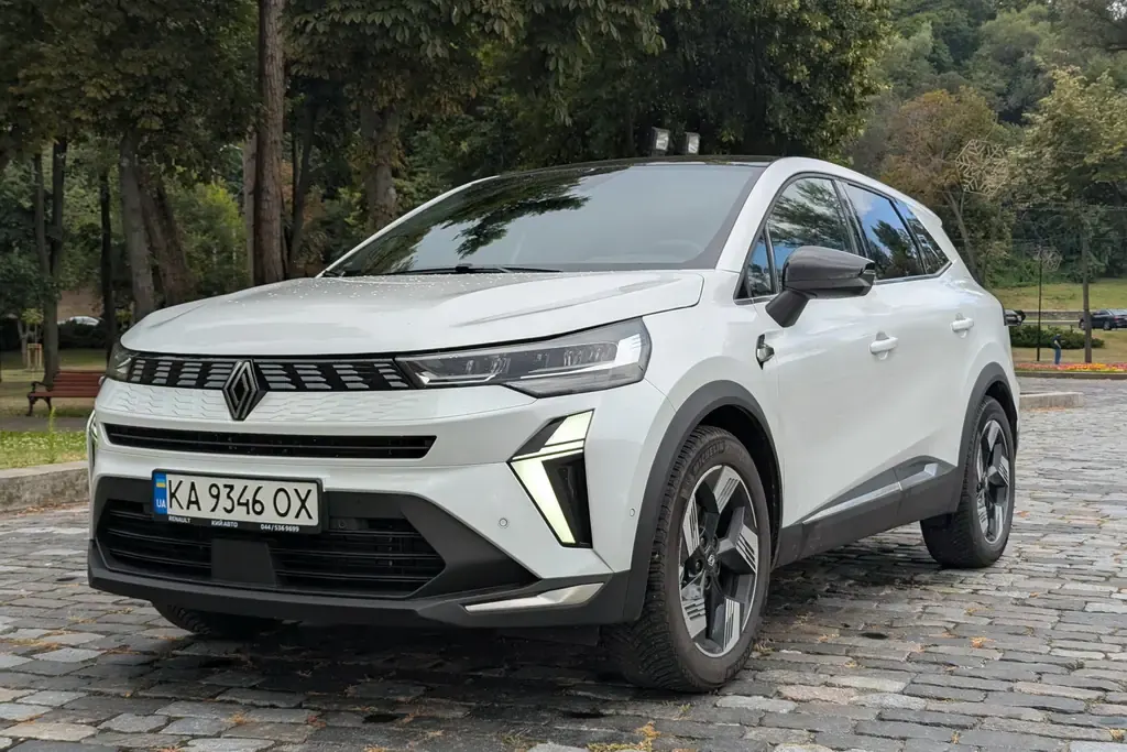 Renault Symbioz в Україні: що пропонує перший повний гібрид бренду