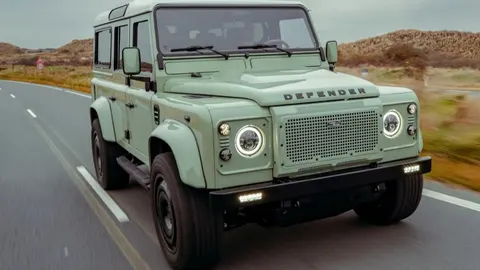 Land Rover Defender Panterra: електричний рестомод з запасом ходу 604 км
