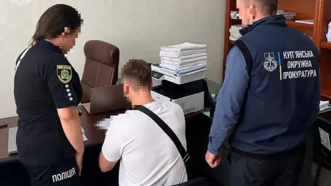 Лікар із Харкова постане перед судом через недекларовані авто та дохід дружини