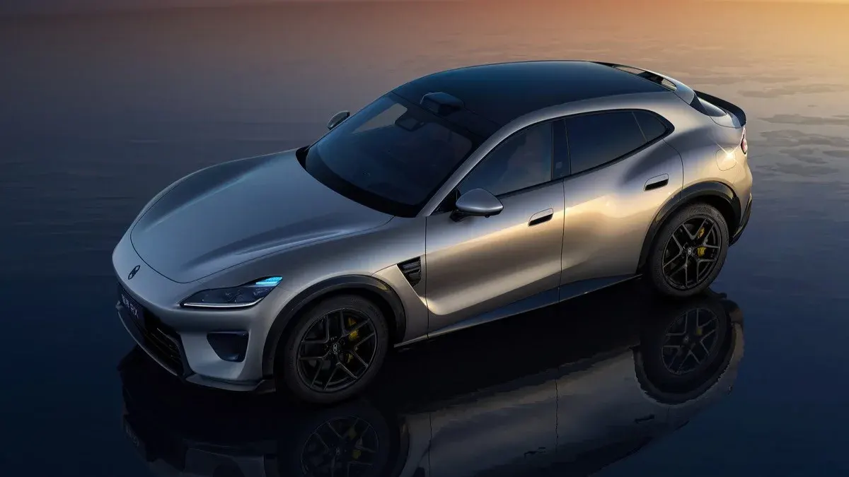 Luxeed RX від Chery та Huawei: кросовер у стилі Ferrari за ціною від $44 600