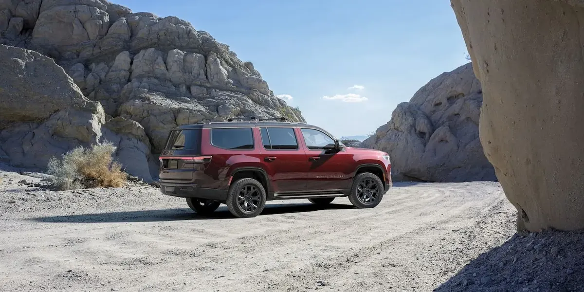 Jeep і Ram знову відкладають випуск топових гібридів