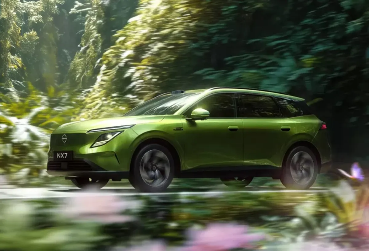 Nissan NX7: плагін-гібридний кросовер для Китаю розкрив характеристики