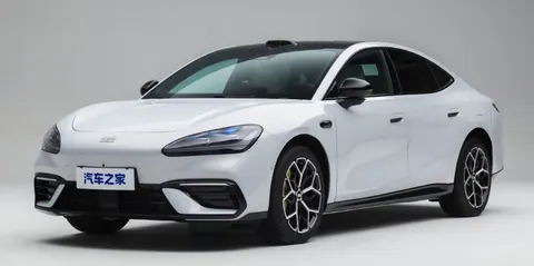 Geely Galaxy TT: попередні продажі стартували, ціни від 21 400 доларів