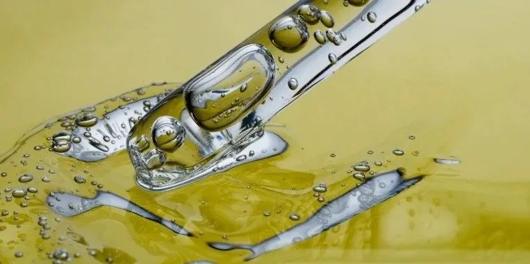 Підбір моторної оливи: що важливо знати водію перед заміною