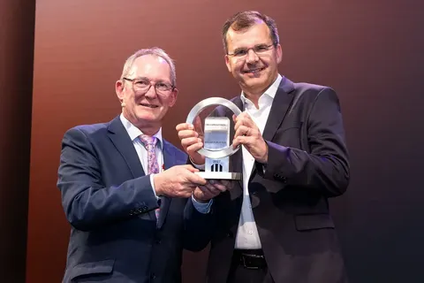 Renault Trafic Van E-Tech визнали «Фургоном року 2027»: що це дає покупцю