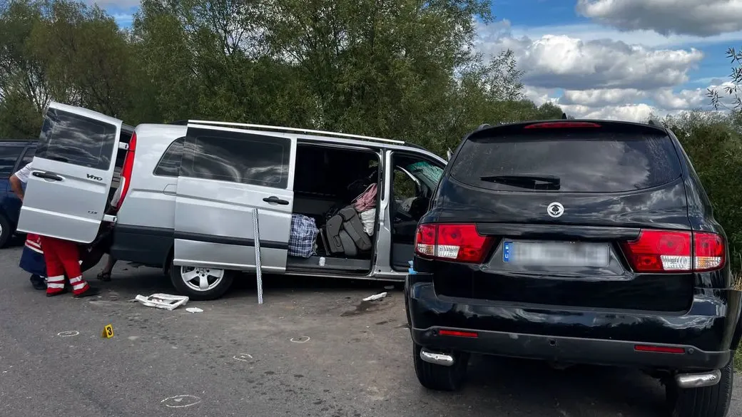 ДТП під Львовом: п'ятеро травмованих, водій кросовера був напідпитку