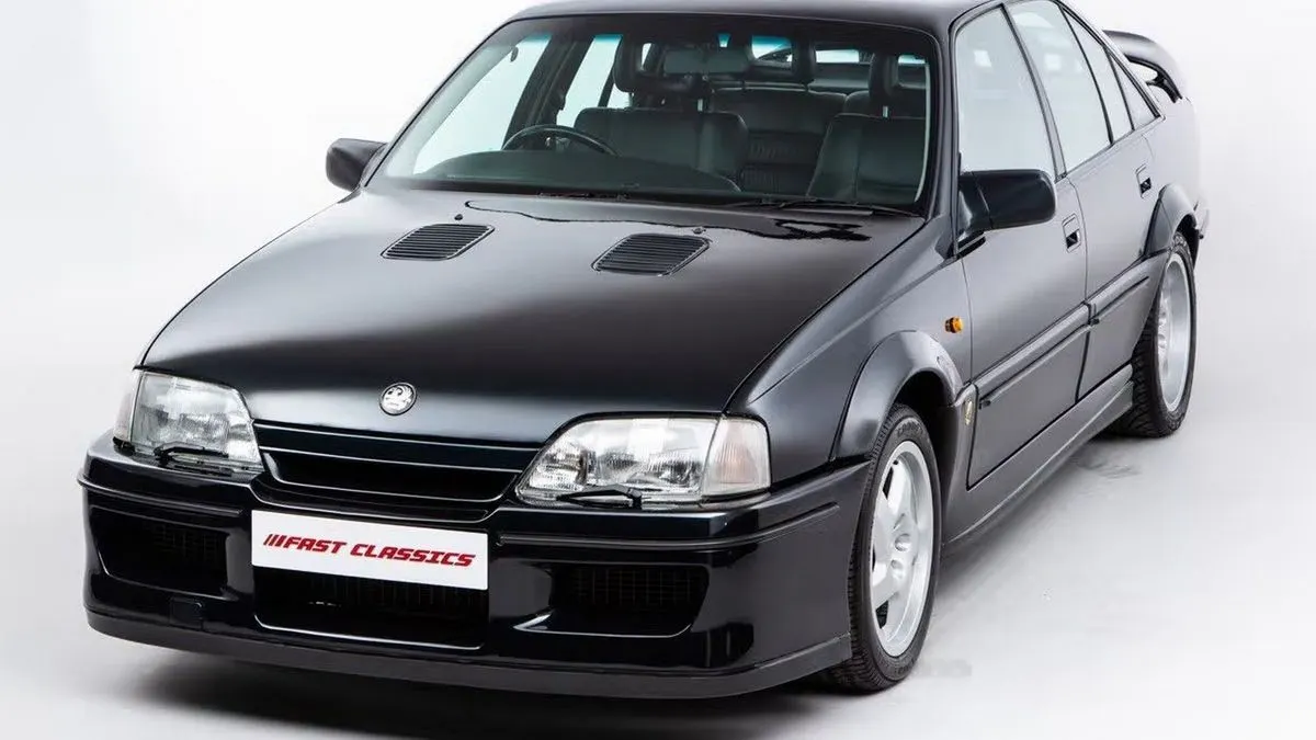 Lotus Carlton 1993 року продають за $161 212: що пропонують за ці гроші
