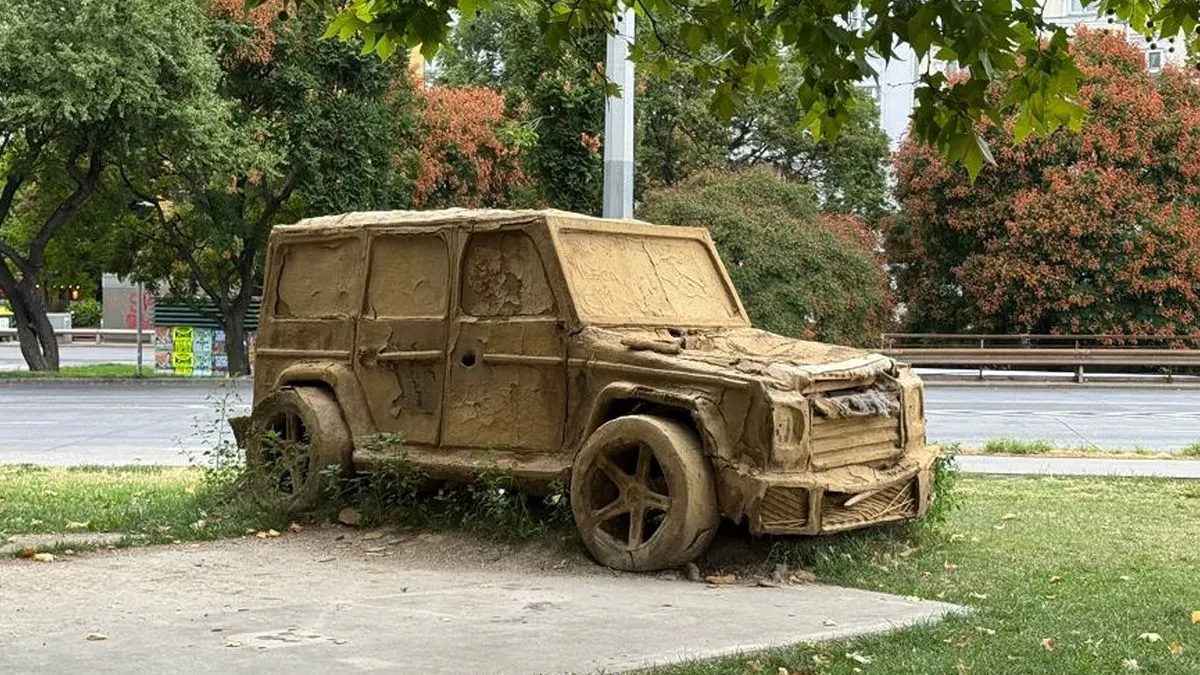 У Відні показали G-Class, який гниє просто на газоні: що це означає
