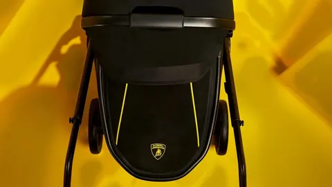 Lamborghini представила дитячий візок Reef AL Giallo за 3 995 доларів