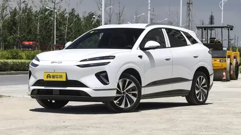 Продажі авто з Китаю в Україні впали на 50%: що купують зараз