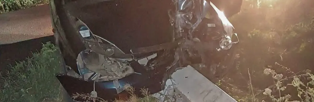 У Новому Бузі нетверезий водій ВАЗ врізався у стовп: постраждав пасажир