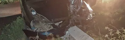 У Новому Бузі нетверезий водій ВАЗ врізався у стовп: постраждав пасажир