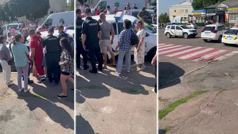 У Малині містяни заблокували автівку поліції через затримання розшукуваного ТЦК