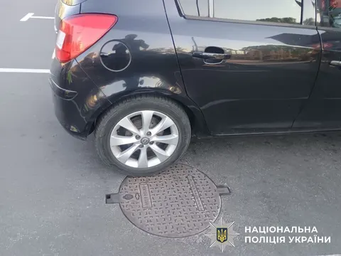 На Броварщині загинув 75-річний велосипедист: водій Opel Corsa змінив напрямок руху