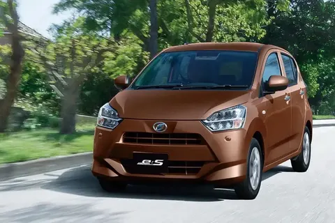 Daihatsu Mira e:S: оновлений кей-кар з витратою 3,7 л і ціною від $6900