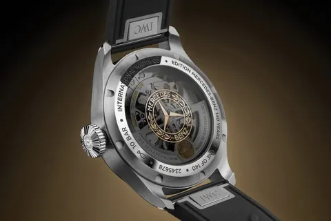 Mercedes-Benz та IWC випустили лімітований годинник за $47 000