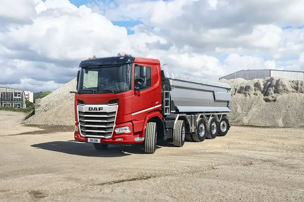 DAF показав вантажівки з новими осями та електроверсії XG Electric