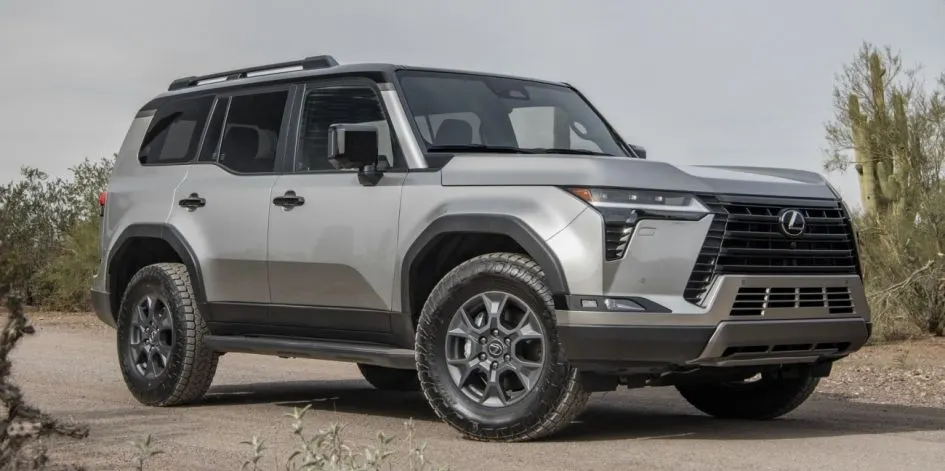 Lexus GX 2027: базове оснащення розширили, ціни стартують від 69 085 доларів