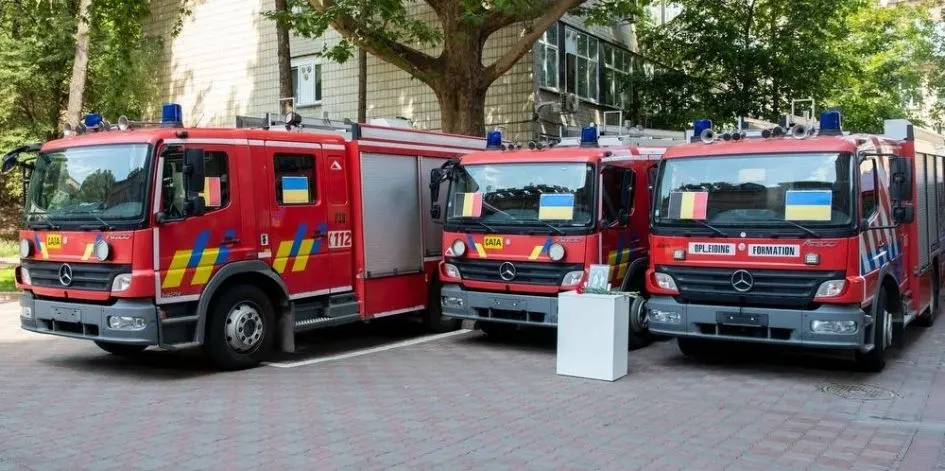 Київ отримав від Брюсселя ще 3 пожежні автомобілі